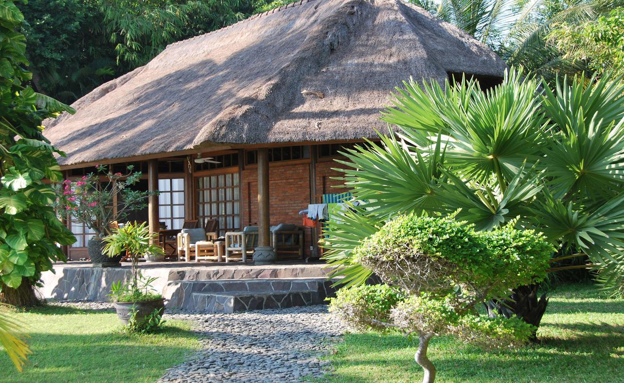Ciliks Beach Garden Kubutambahan  Ngoại thất bức ảnh